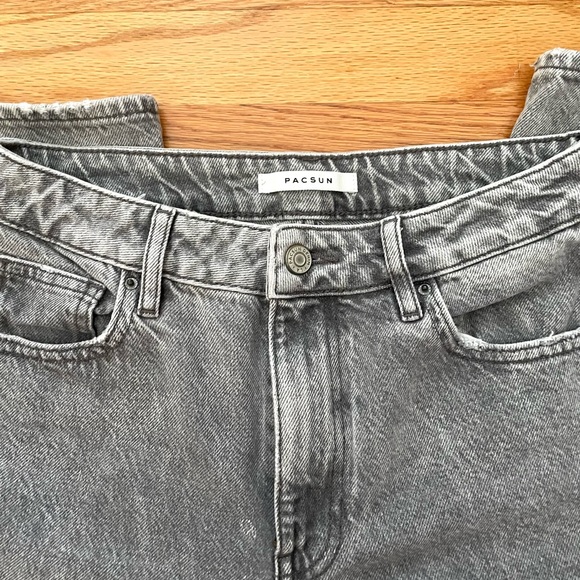 Pacsun Grey High Rise Mom Jeans Size 25 - Picture 2 of 7